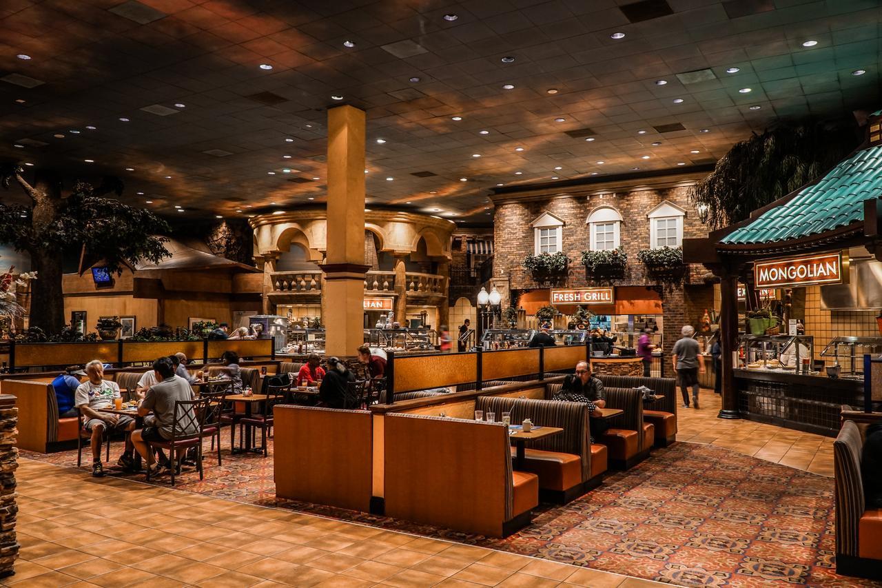 Fiesta Rancho Casino Hotel Las Vegas Exterior photo